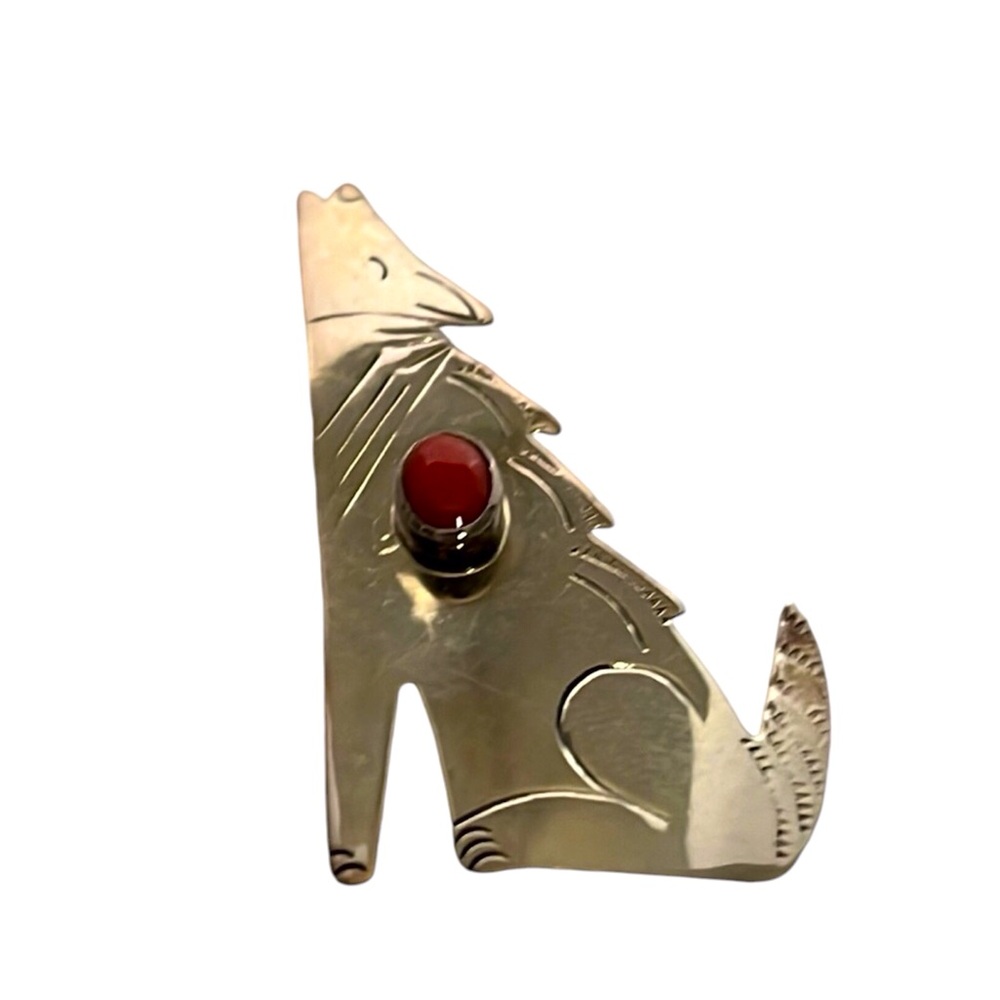 RB Sterling Silver Native American Howling Coyote Brooch w/Coral Stone.